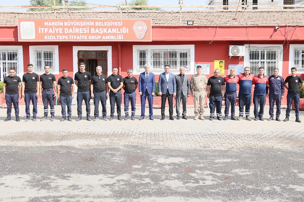 KIZILTEPE İTFAİYE GRUP AMİRLİĞİNDE BAYRAMLAŞMA PROGRAMI DÜZENLENDİ